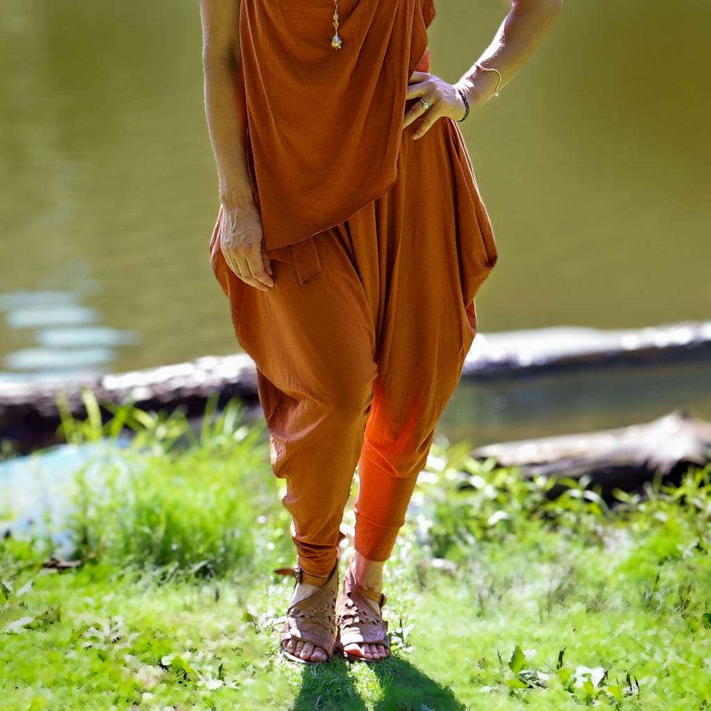 Artemis Harem Pocket Pant in TERRA COTTA, Size MEDIUM